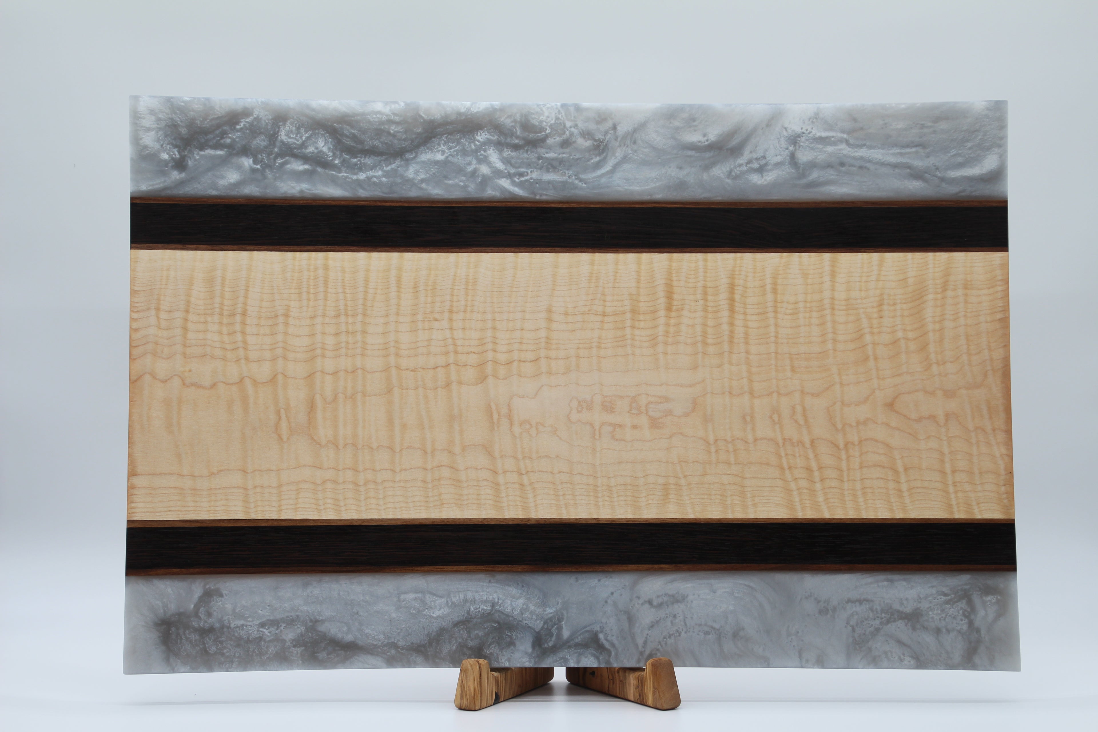 The Ash & Ivory Serving Board